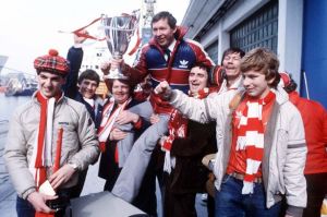 Ferguson with the fans and Cup Winners Cup (Image from Daily Record)
