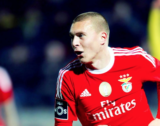Victor Lindelof - not Wilkins cup of tea (Image from Tumblr)